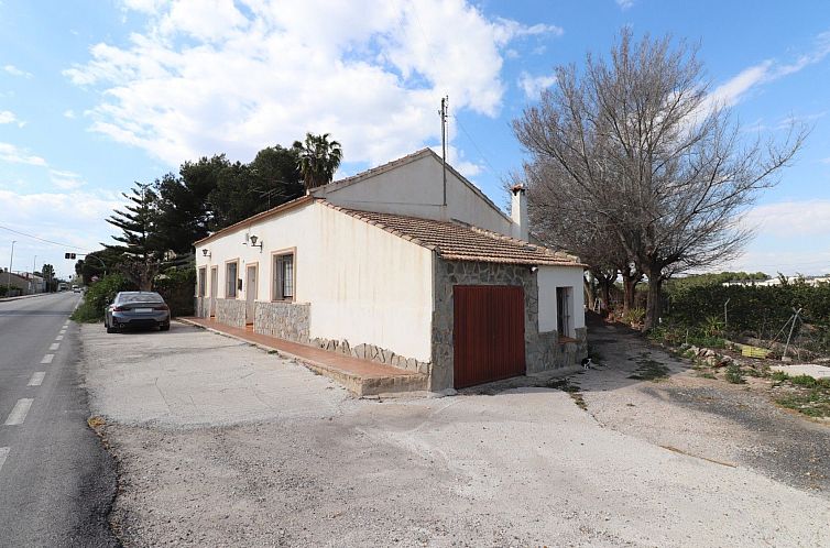 Chalet in Almoradí