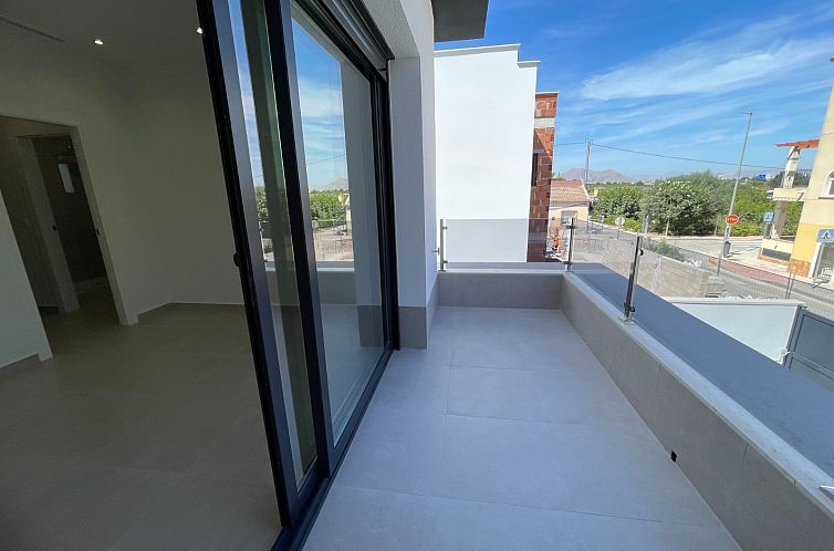 Vrijstaande woning in Almoradí