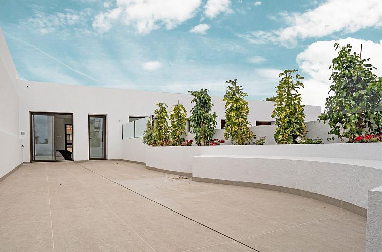 Geschakelde woning in Almoradí