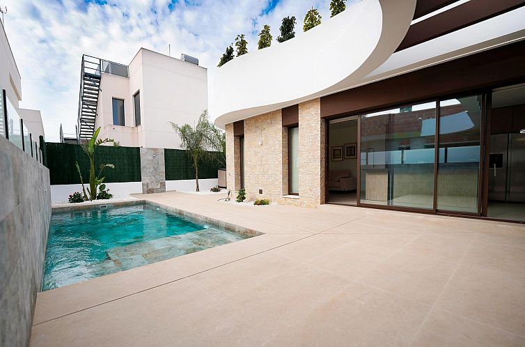 Geschakelde woning in Almoradí