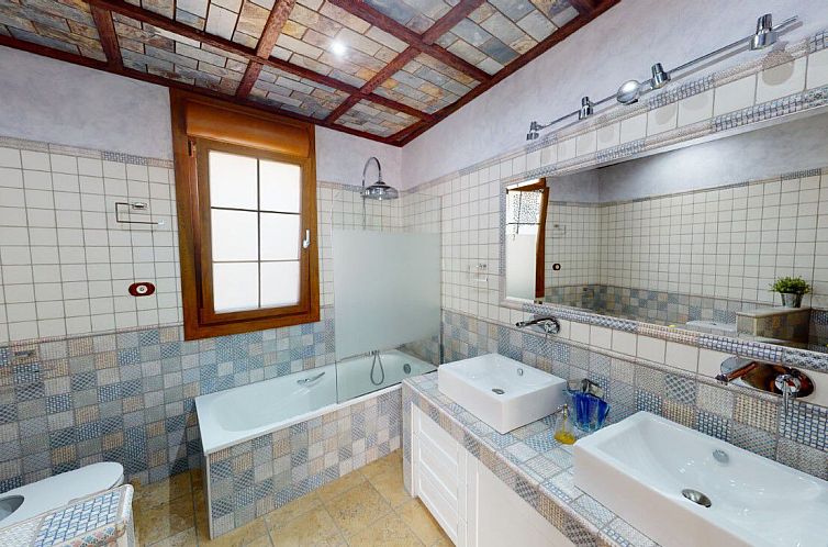 Vrijstaande woning in Almoradí
