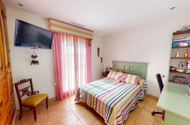 Vrijstaande woning in Almoradí
