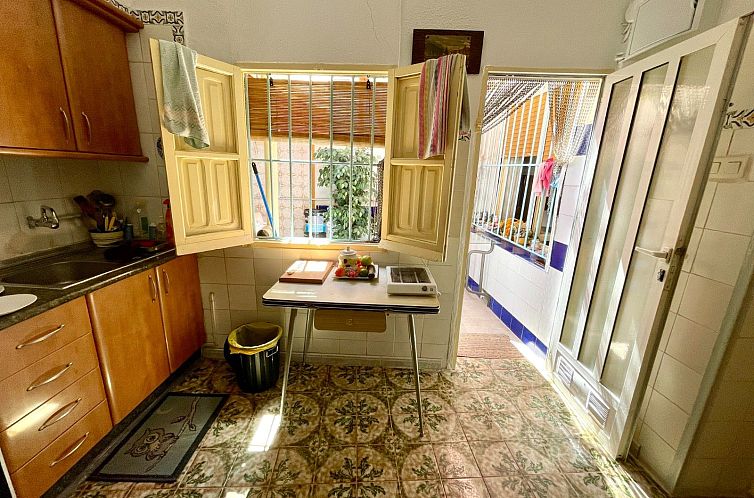 Geschakelde woning in Almoradí