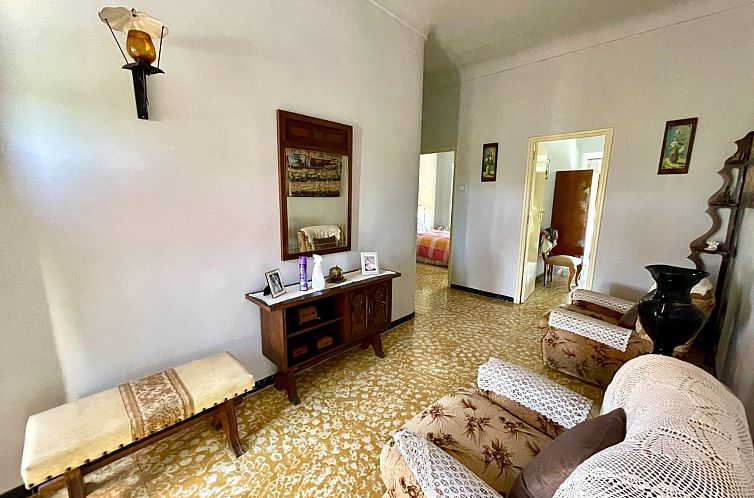 Geschakelde woning in Almoradí