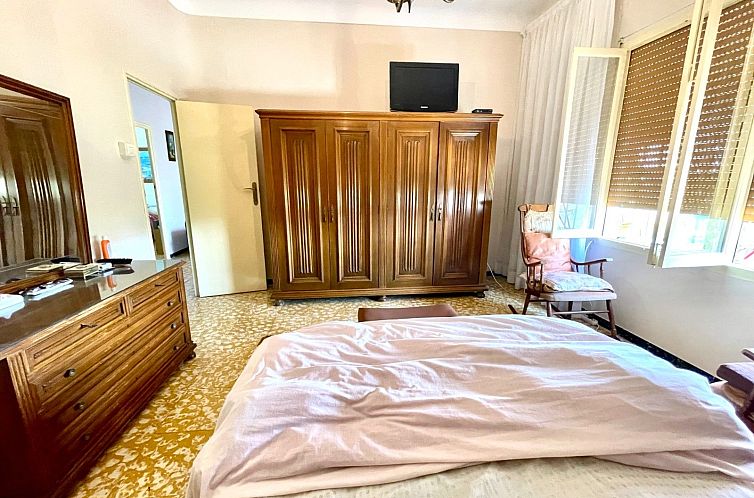 Geschakelde woning in Almoradí