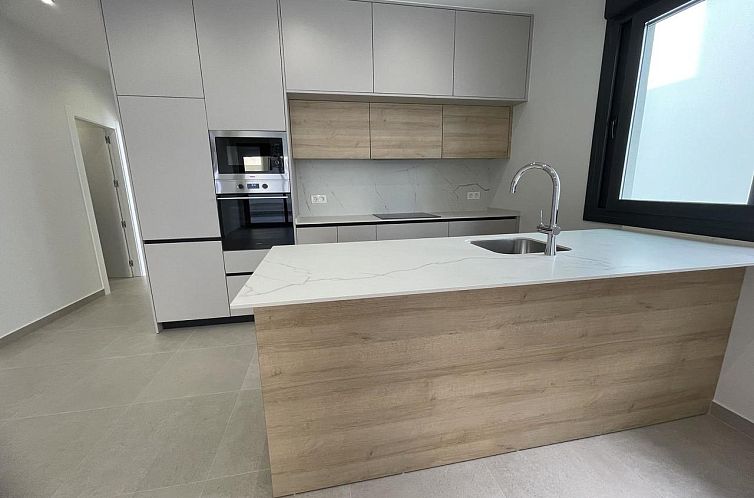 Vrijstaande woning in Almoradí