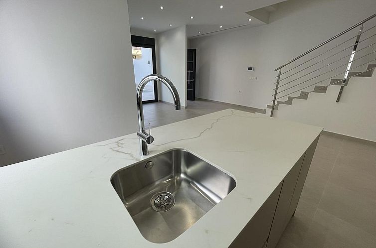 Vrijstaande woning in Almoradí