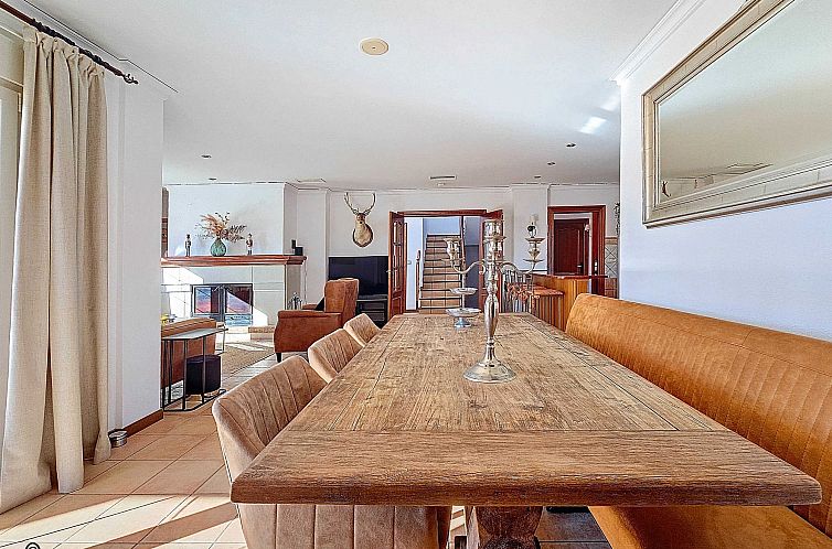 Vrijstaande woning in Monovar