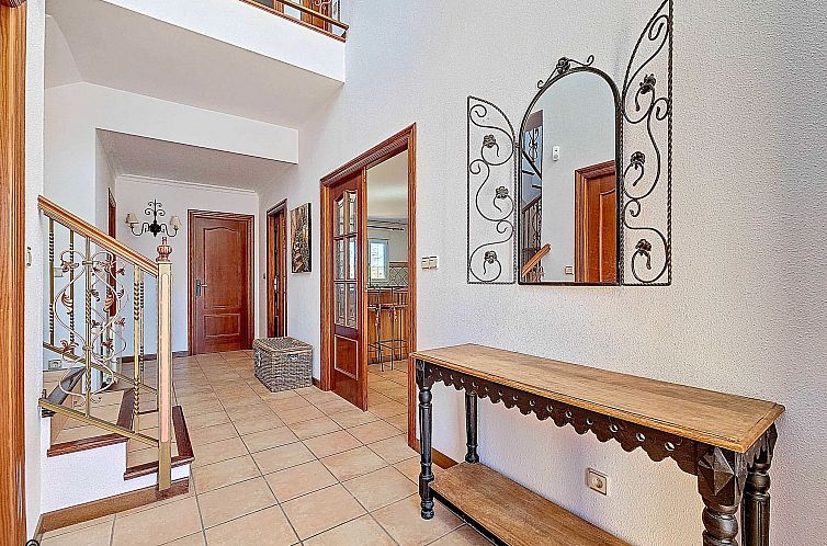 Vrijstaande woning in Monovar