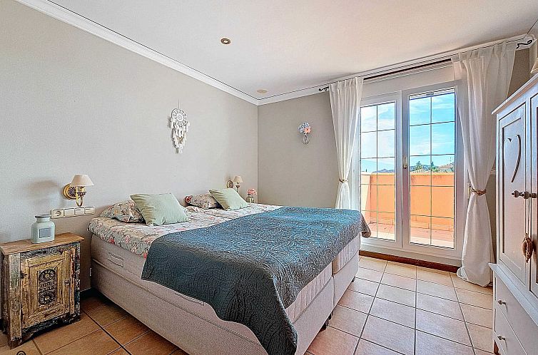 Vrijstaande woning in Monovar