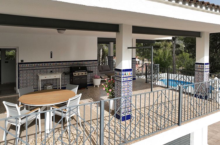 Vrijstaande woning in Monovar