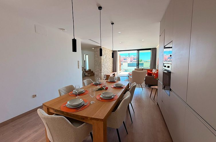Geschakelde woning in Dolores