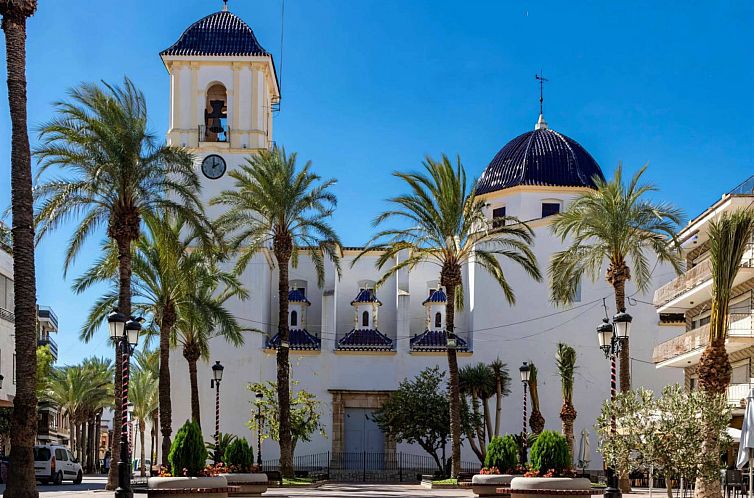 Vrijstaande woning in Dolores