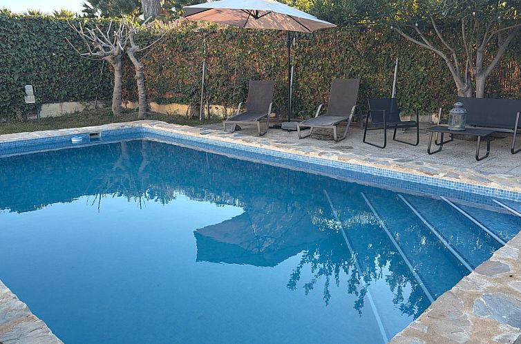 Vrijstaande woning in Dolores