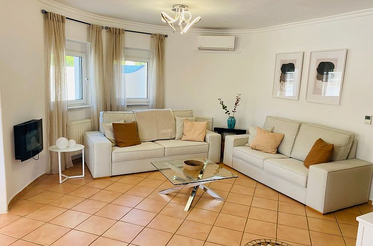 Vakantiehuis Traumvilla Revoltes