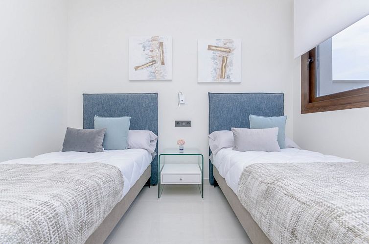 Geschakelde woning in Torrevieja