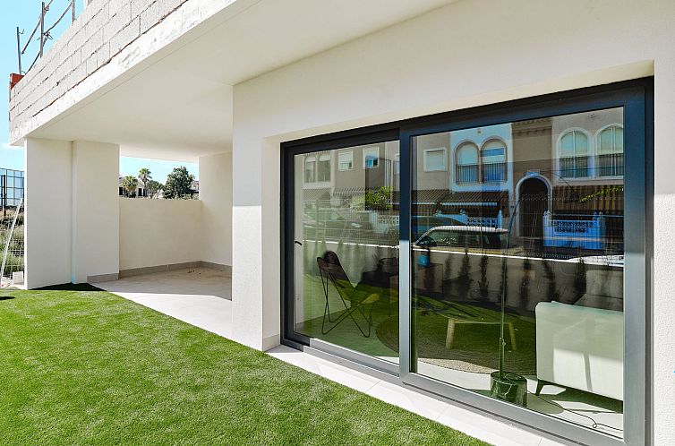 Geschakelde woning in Torrevieja