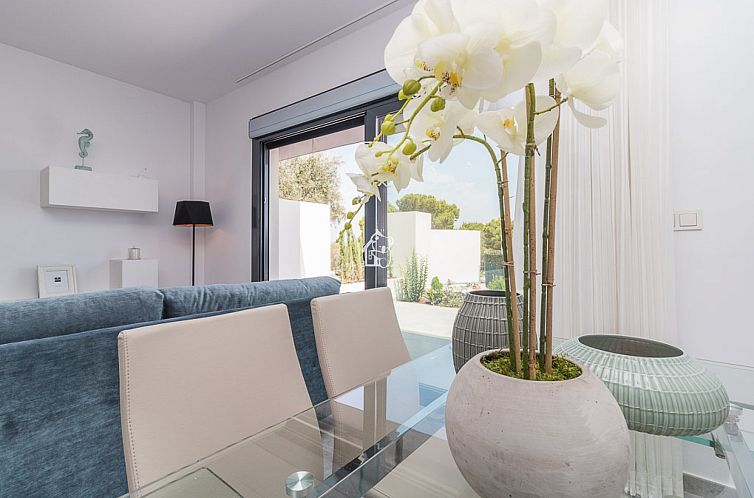 Geschakelde woning in Torrevieja