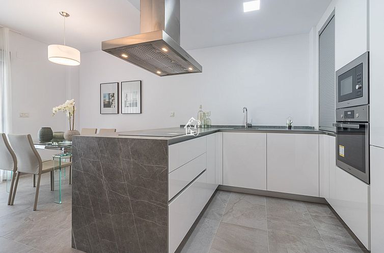 Geschakelde woning in Torrevieja