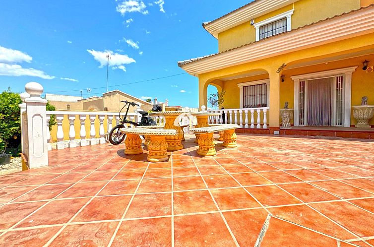 Vrijstaande woning in Torrevieja
