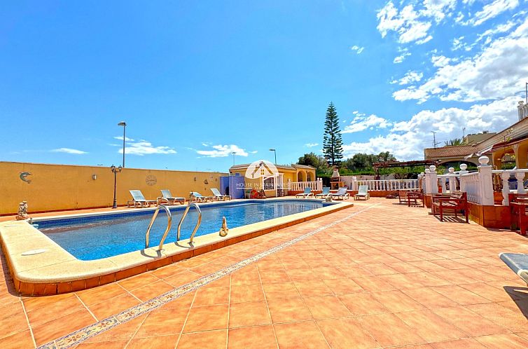 Vrijstaande woning in Torrevieja