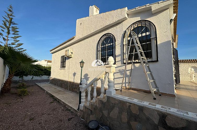 Vrijstaande woning in Torrevieja