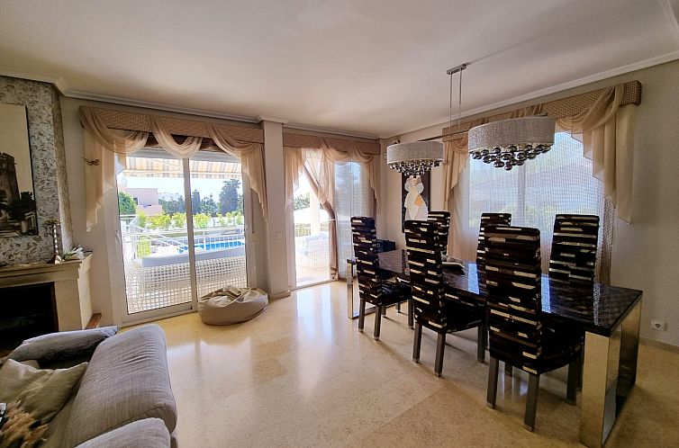 Geschakelde woning in Torrevieja