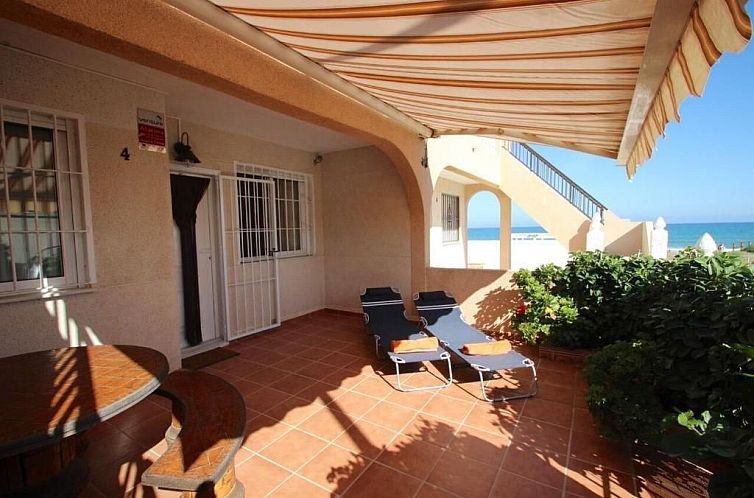 Unterkunft 149311575 - Ferienhaus Costa blanca - Geschakelde woning in Torrevieja