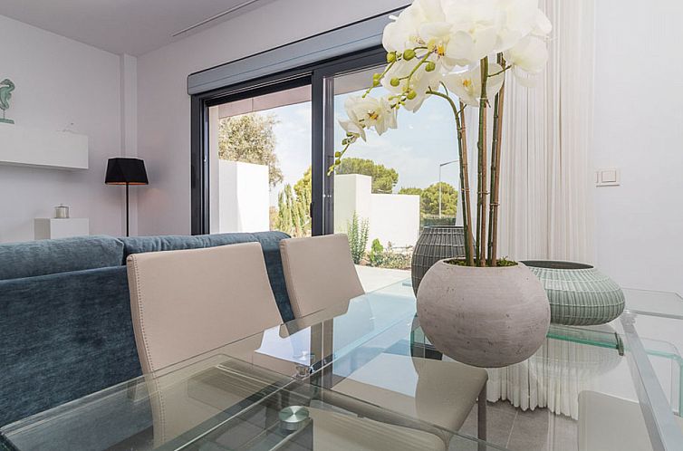 Geschakelde woning in Torrevieja