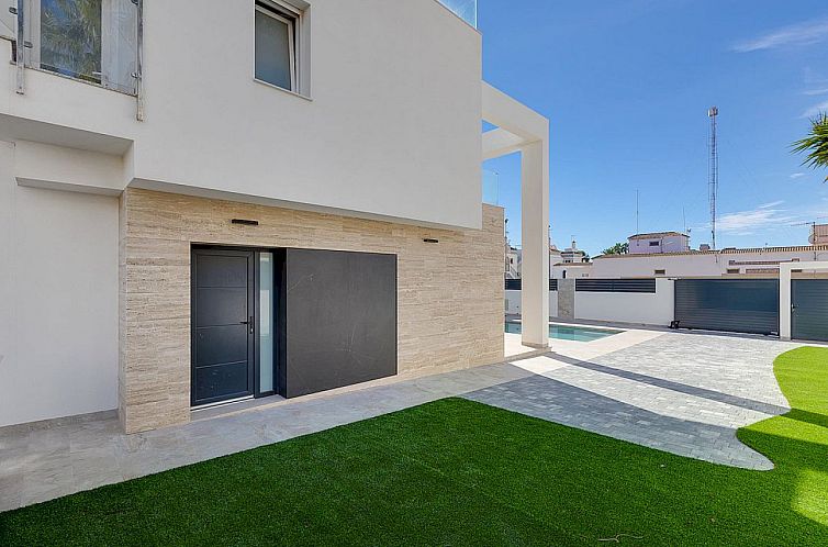 Vrijstaande woning in Torrevieja