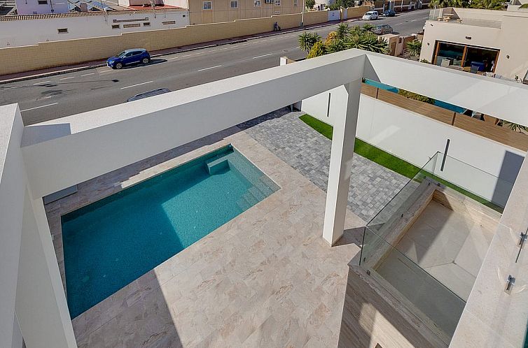 Vrijstaande woning in Torrevieja