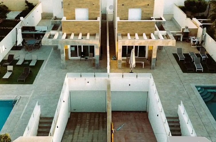 Unterkunft 149312497 - Ferienhaus Costa blanca - Twee-onder-een-kap villa Domicil de Luxe 21 gasten