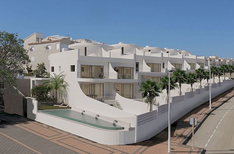 Geschakelde woning in Torrevieja
