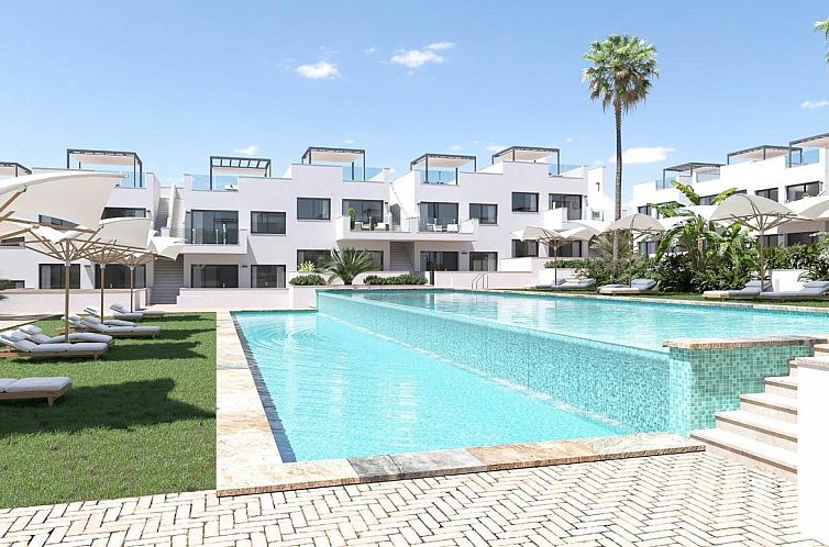 Geschakelde woning in Torrevieja