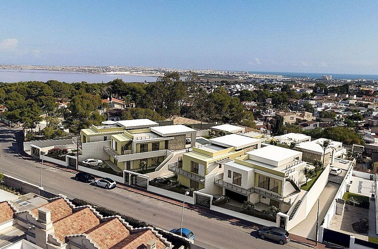 Vrijstaande woning in Torrevieja