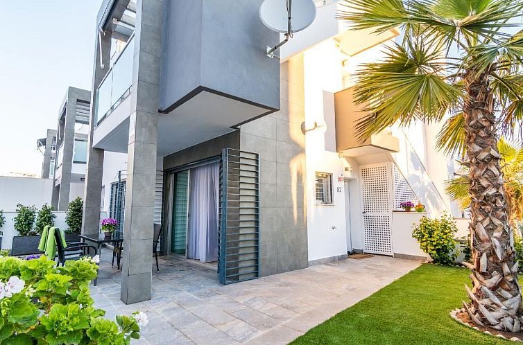 Vakantiehuis "Sunny Villa" mit Schwimmbad