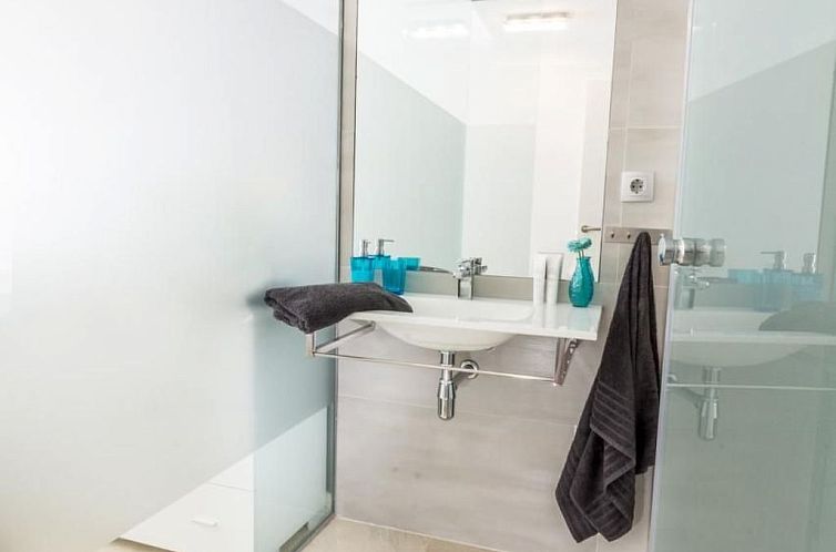Vakantiehuis "Sunny Villa" mit Schwimmbad