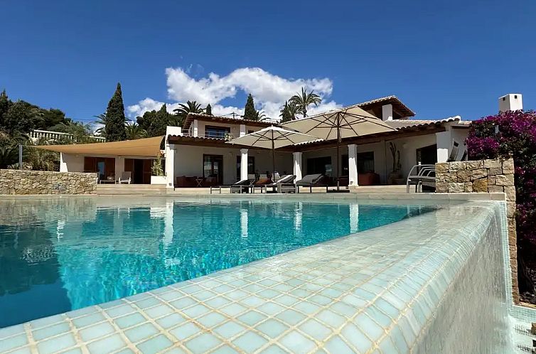 Villa Emperador