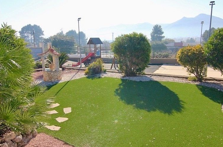 Vrijstaande woning in Jalón