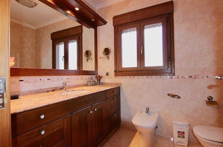 Vrijstaande woning in Jalón