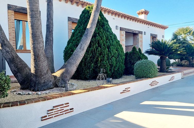 Vrijstaande woning in Jalón