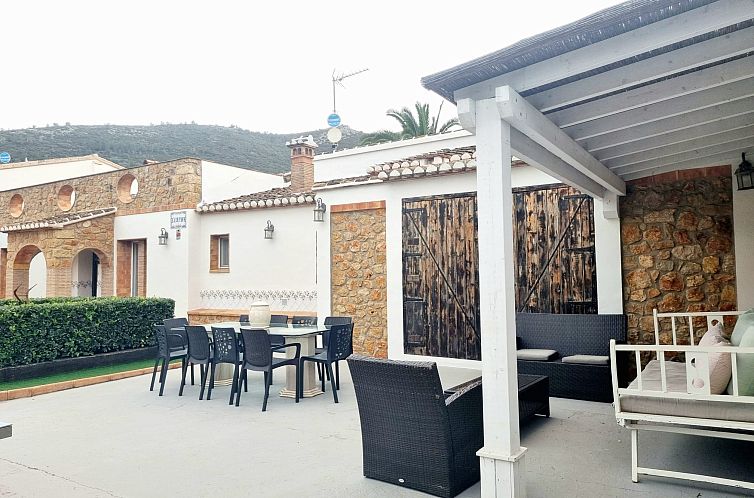 Vrijstaande woning in Jalón