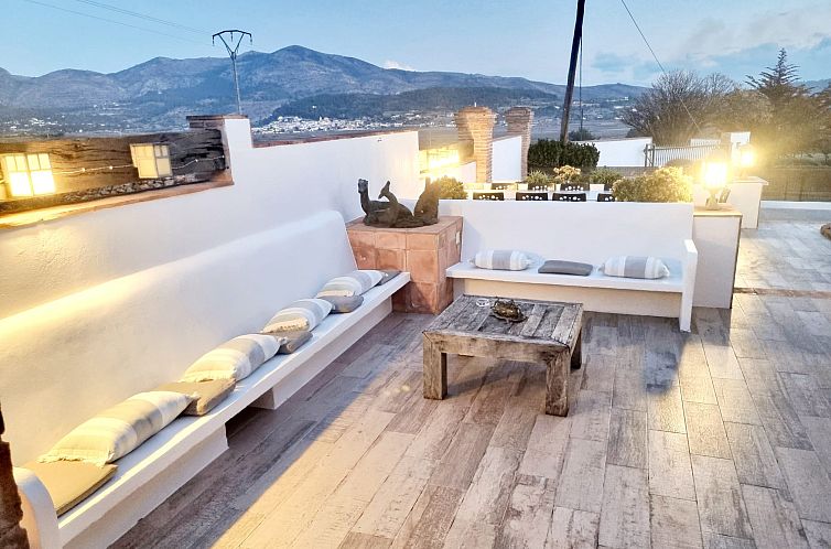 Vrijstaande woning in Jalón