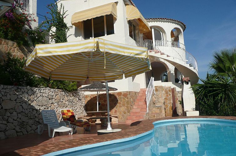 Appartement Wohnung in der ersten Etage mit privatem Pool