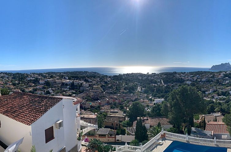 Appartement Wohnung in der ersten Etage mit privatem Pool