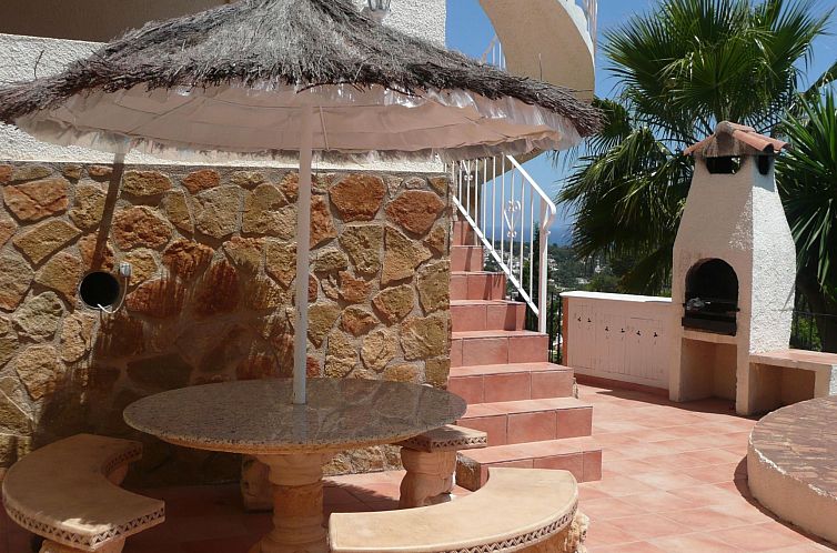 Appartement Wohnung in der ersten Etage mit privatem Pool