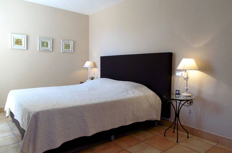 Ref:121)Casa Ronald luxe op zijn best met wat zeezicht, goed