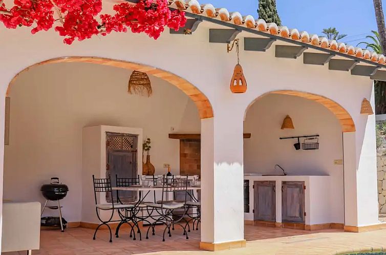 Villa Dadores