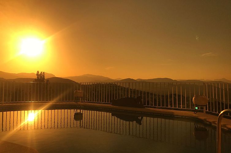 Vakantiehuis Finca mit Pool und Panoramablick in Monte Pego