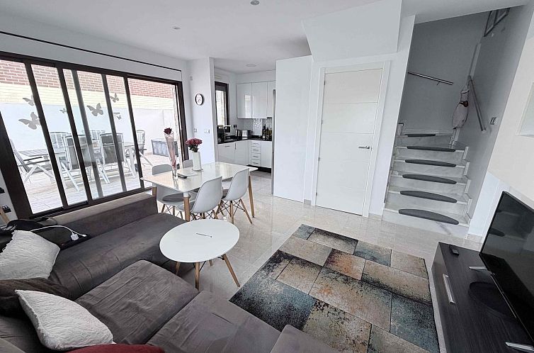 Geschakelde woning in Lomas De Cabo Roig